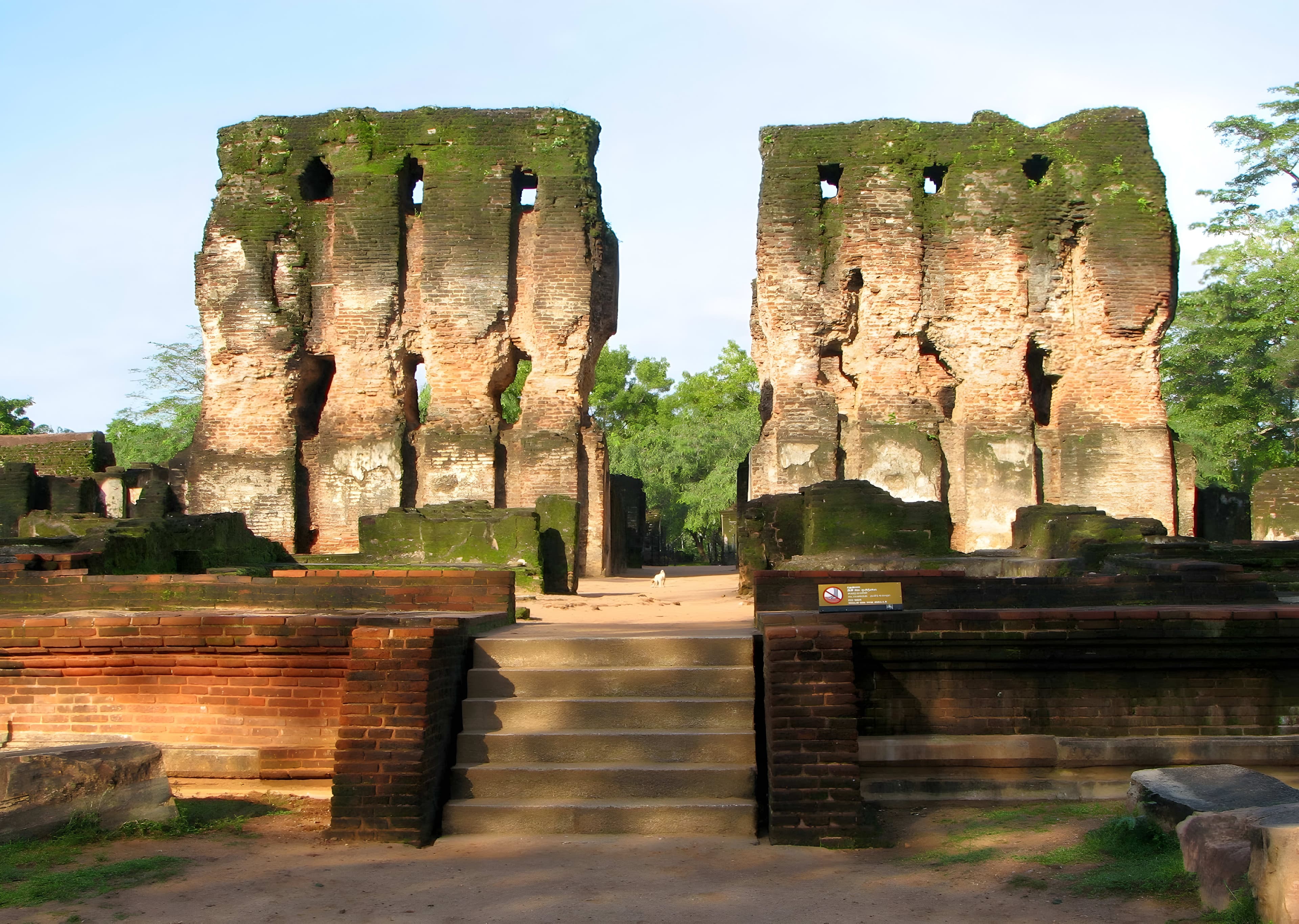Polonnaruwa Ancient City